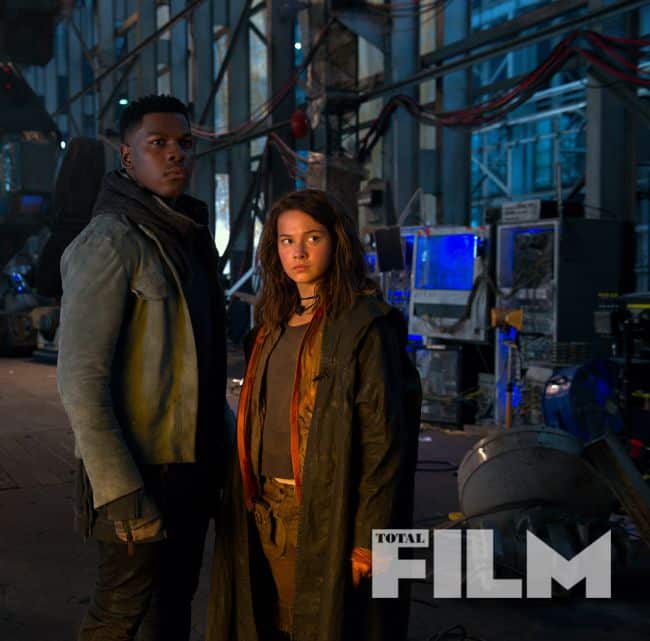 John Boyega y los Jaegers protagonizan las nuevas imágenes de ‘Pacific Rim: Uprising’