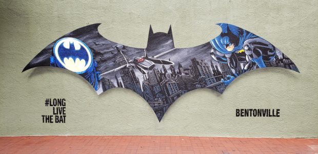 DC celebra los 80 años de Batman con murales por todo Estados Unidos 3 Mural Batman Bentonville
