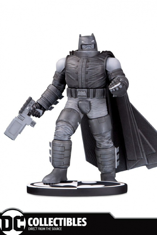 El Batman con armadura que vimos en El Regreso del Caballero Oscuro tendrá una figura 2 Batman, DC Collectibels, El regreso del caballero oscuro