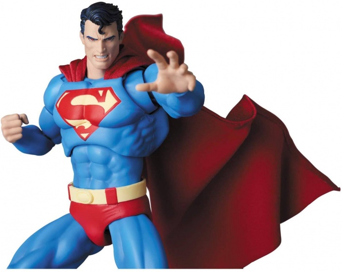 Así luce la figura del Superman poseido que vimos en Batman: Silencio 13 Batman: Silencio, MAFEX, Superman