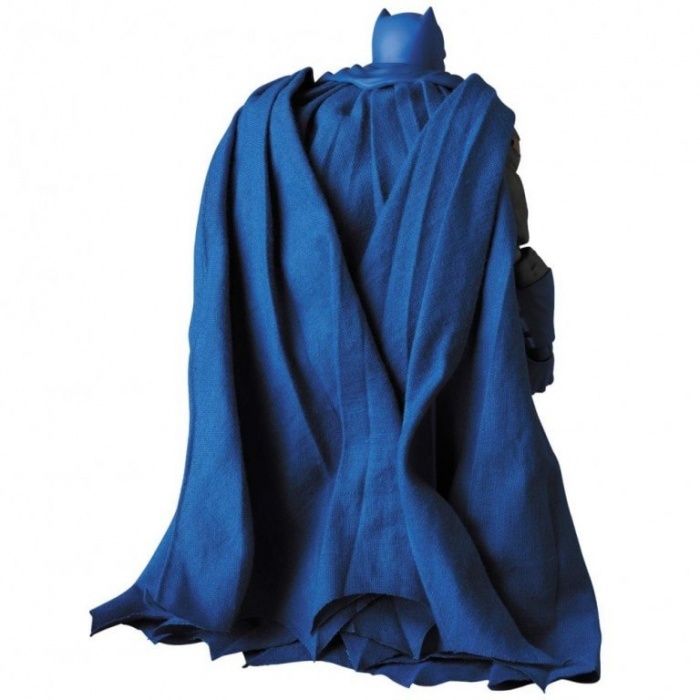 MAFEX nos trae una figura articulada del Batman de Frank Miller