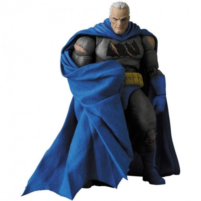 MAFEX nos trae una figura articulada del Batman de Frank Miller