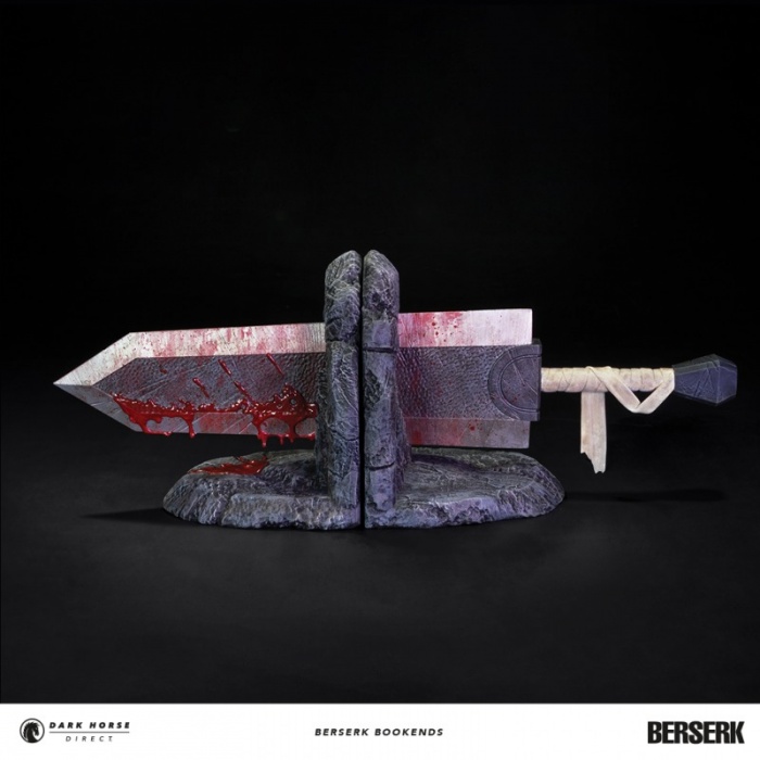 Usa la espada de Guts para sujetar tus cómics con este sujetalibros 4 Berserk, Dark Horse