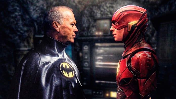 el Batman de Michael Keaton frente a The Flash