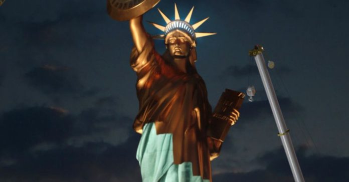 Así luce la Estatua de la Libertad tributo al Capitán América en Spider-man: No Way Home