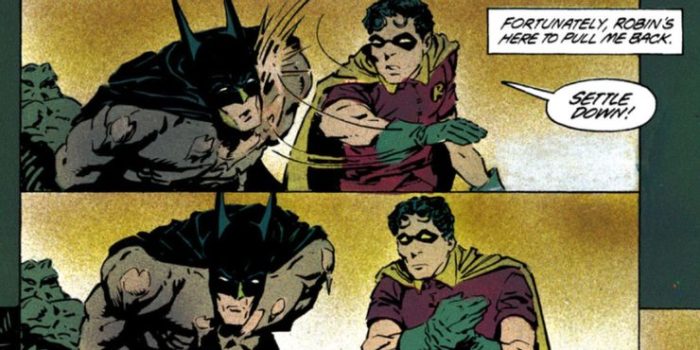 El segundo Robin, Jason Todd, asesta una bofetada a Batman, para traerlo de vuelta a la realidad