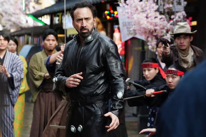 Nicolas Cage sabe karate