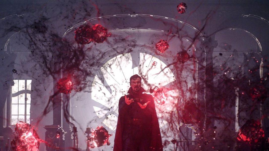 Doctor Strange 2 - bolas rojas - destacada