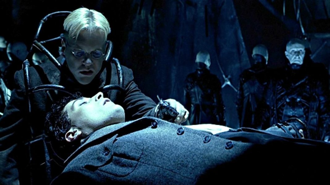 Dark City - Kiefer Sutherland - destacada