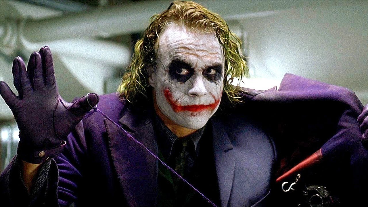 apilar Lleno logo El Joker comenzó su plan contra Batman en la primera película de  Christopher Nolan