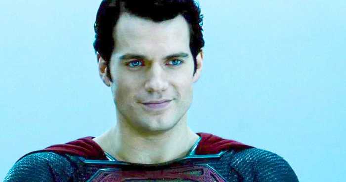 Superman-Henry-Cavill-1