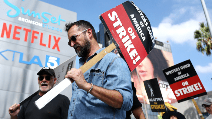 WGA y Hollywood reconciliados: el sindicato de guionistas sella un acuerdo histórico, poniendo fin a una huelga de 146 días