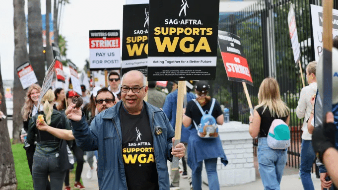 WGA y Hollywood reconciliados: el sindicato de guionistas sella un acuerdo histórico, poniendo fin a una huelga de 146 días