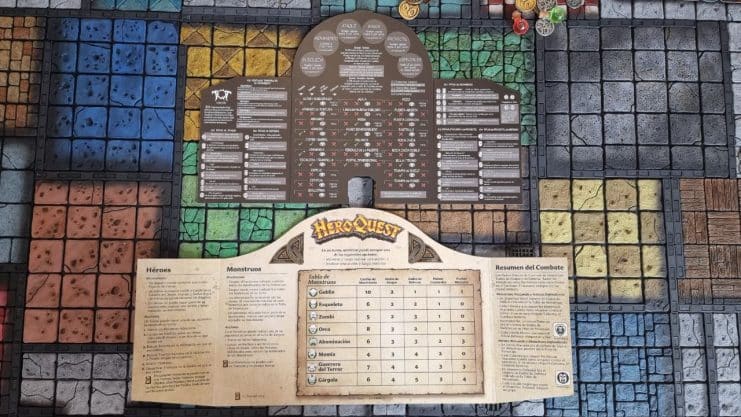 TseuQuest vs Heroquest: caja, tablero, libros y pantalla