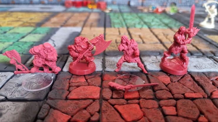 TseuQuest vs Heroquest: miniaturas