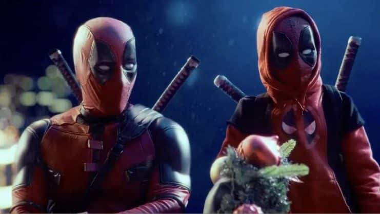 Deadpool y Lynda Carter sorprenden con un divertido vídeo navideño por una buena causa