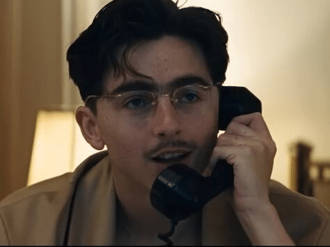 Timothée Chalamet se mira al espejo y habla de su Prime de interpretación en Marty Supreme
