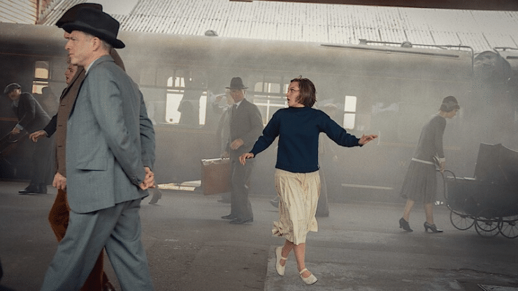 Netflix se atreve con Agatha Christie y cambia casi todo en Seven Dials