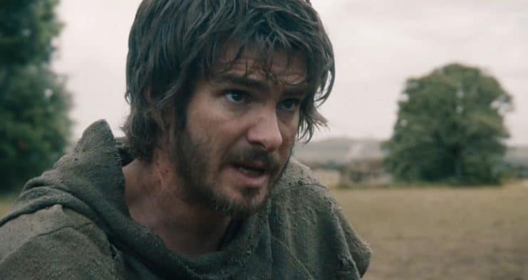 Un giro inesperado con Robin Hood sacude la nueva película de Andrew Garfield