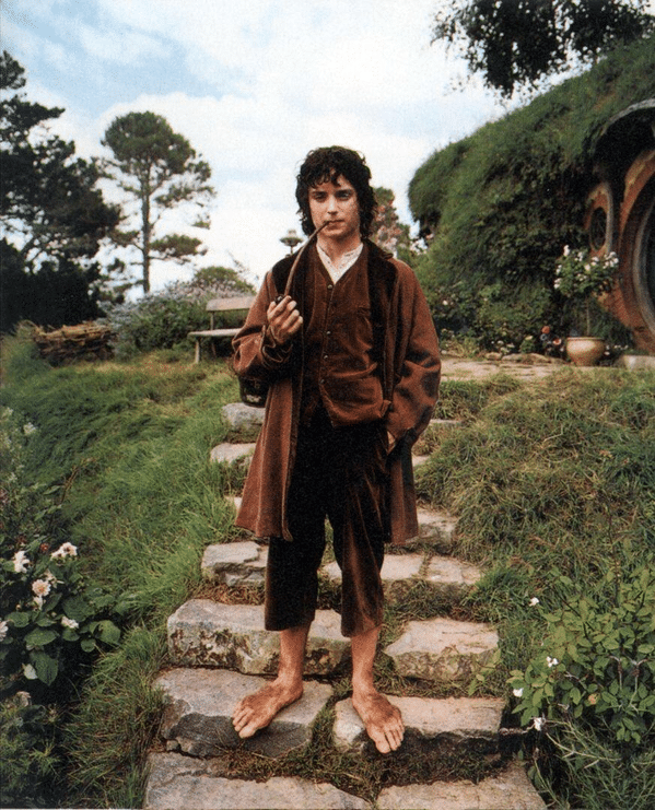 La primera imagen de Frodo en The Hunt for Gollum sorprende a los fans de El Señor de los Anillos por un curioso detalle