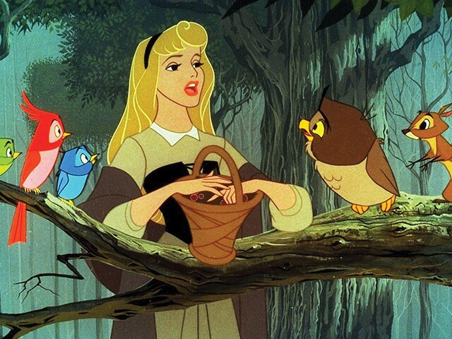 Dan Trachtenberg dará un giro a La Bella Durmiente en una nueva película de Disney