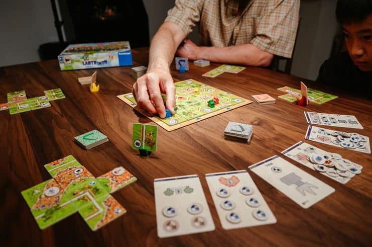 Reseña del nuevo juego de mesa Carcassonne Labyrinth de Ravensburger, diversión y estrategia